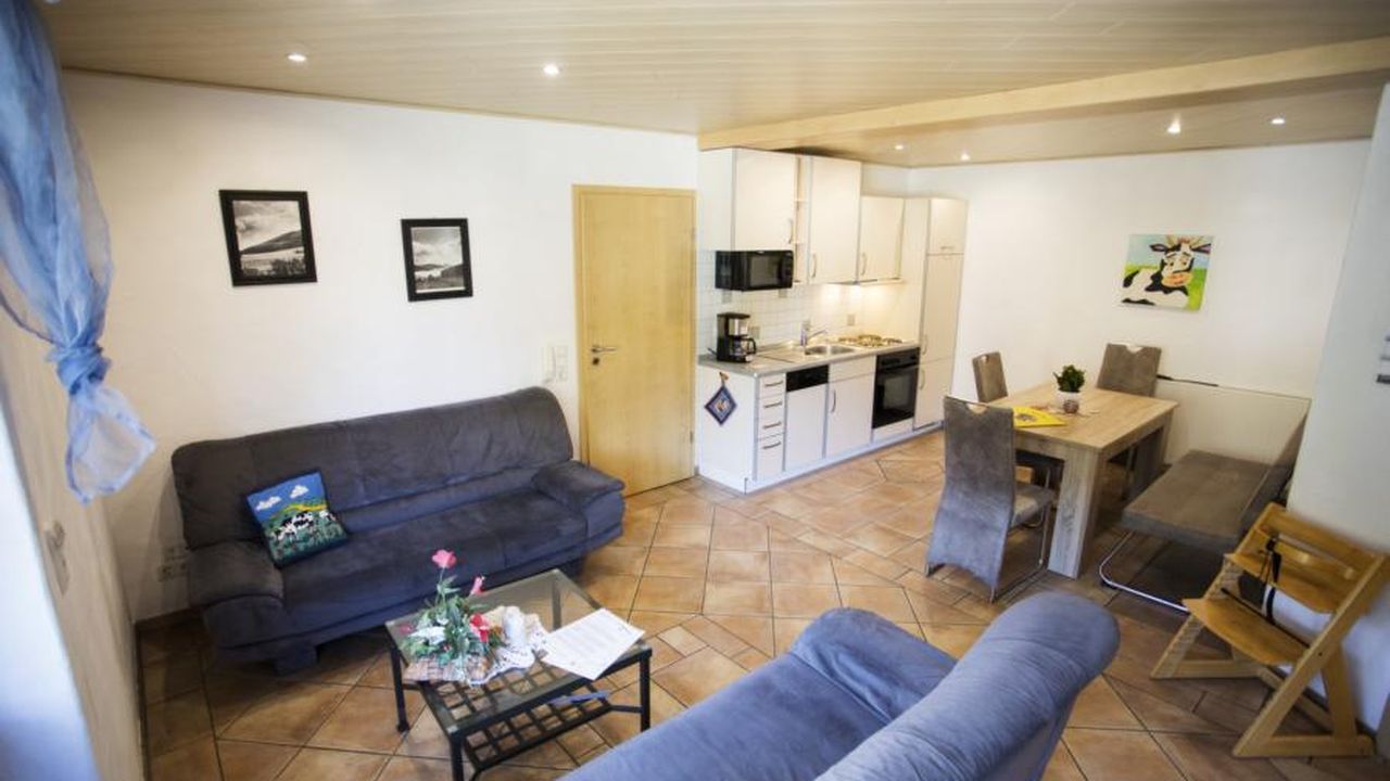Gerwenshof, Familie Schmidt - Ferienwohnung Milchkammer - Niedersorpe Schmallenberger Sauerland Gerwenshof, Familie Schmidt - Ferienwohnung Milchkammer - Niedersorpe Schmallenberger Sauerland